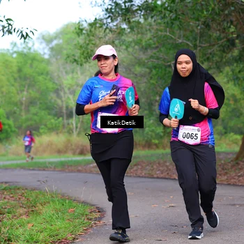 Runner Photo 8126689