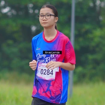 Runner Photo 8126700