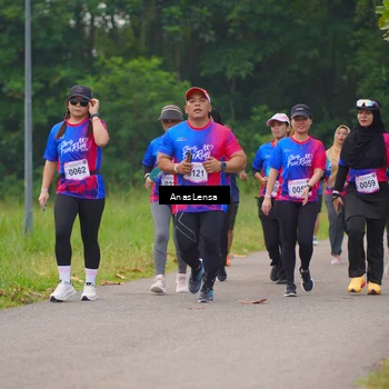 Runner Photo 8126773