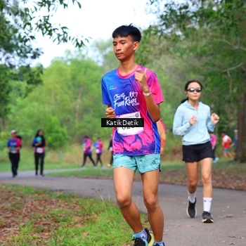 Runner Photo 8126807