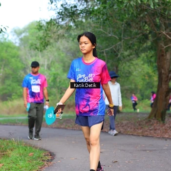 Runner Photo 8126811
