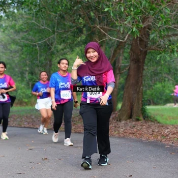 Runner Photo 8126814