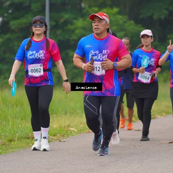 Runner Photo 8126819