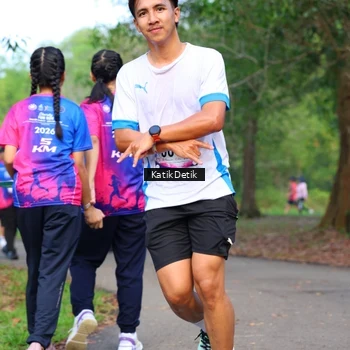 Runner Photo 8126837