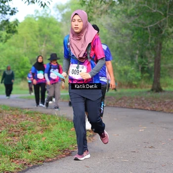 Runner Photo 8126839