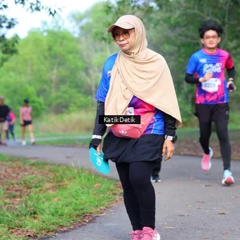 Runner Photo 8126848