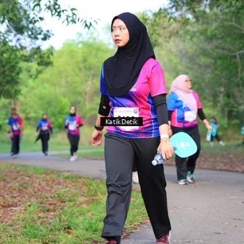 Runner Photo 8126859