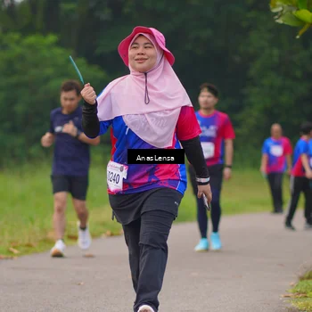 Runner Photo 8126895