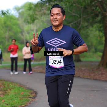 Runner Photo 8126920