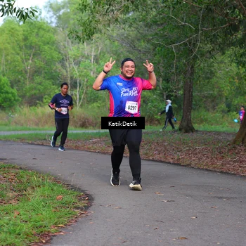Runner Photo 8126939