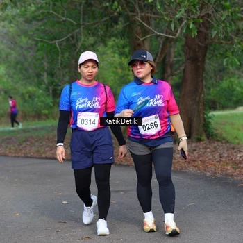 Runner Photo 8127057