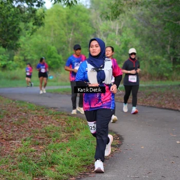 Runner Photo 8127210