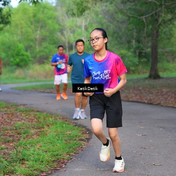 Runner Photo 8127313