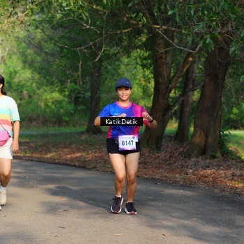Runner Photo 8127475