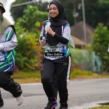 Runner Photo 8127494