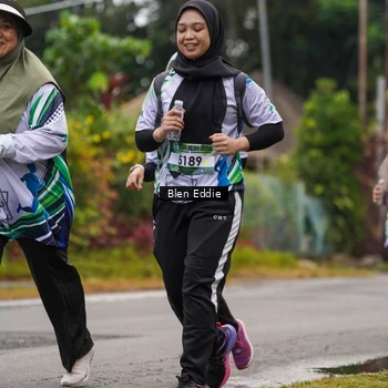 Runner Photo 8127495