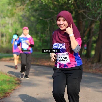 Runner Photo 8127687