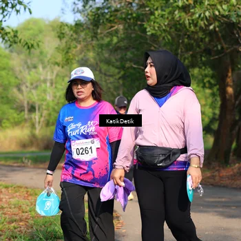 Runner Photo 8127863