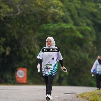 Runner Photo 8128005