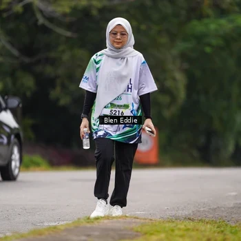 Runner Photo 8128013