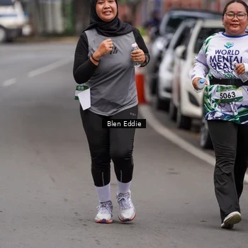 Runner Photo 8128113