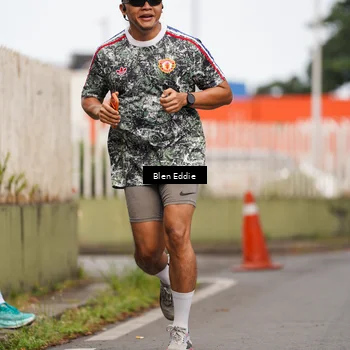 Runner Photo 8128203