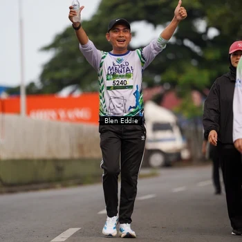Runner Photo 8128300