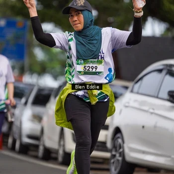 Runner Photo 8128530