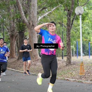 Runner Photo 8128757