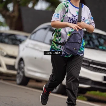 Runner Photo 8128775