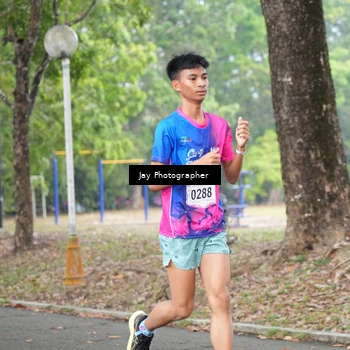 Runner Photo 8128835