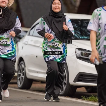 Runner Photo 8128874