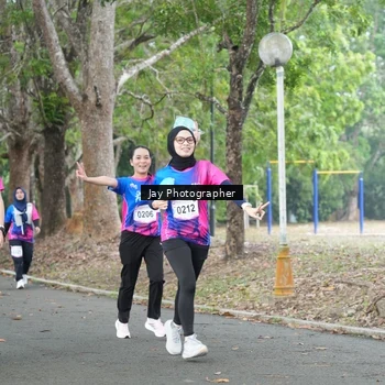 Runner Photo 8128921