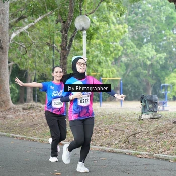 Runner Photo 8128941