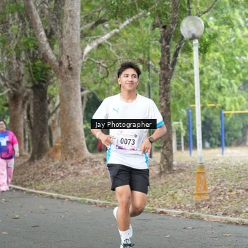Runner Photo 8128975
