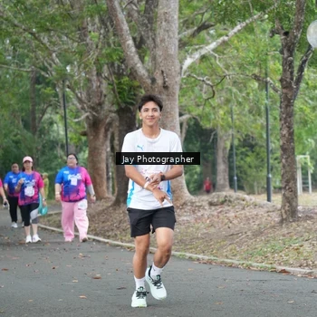 Runner Photo 8128978