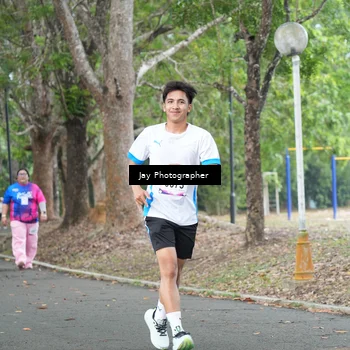 Runner Photo 8128981