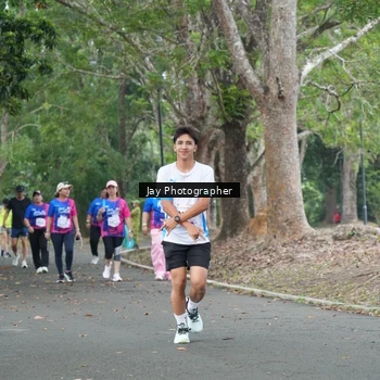 Runner Photo 8129002