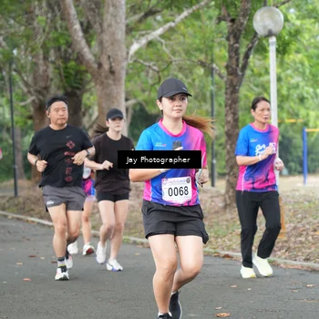 Runner Photo 8129056