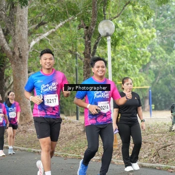 Runner Photo 8129078