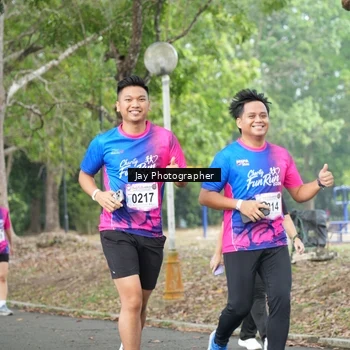 Runner Photo 8129084