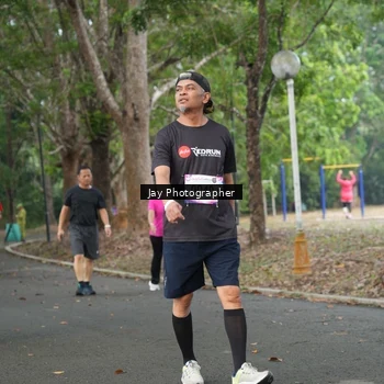 Runner Photo 8129430