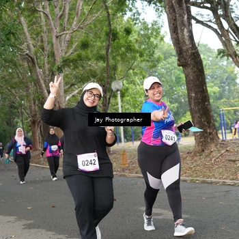 Runner Photo 8129572