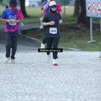 Runner Photo 8129661