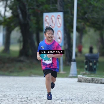 Runner Photo 8129663