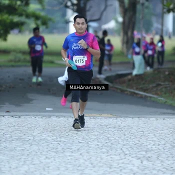 Runner Photo 8129717