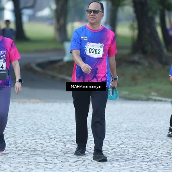 Runner Photo 8129740