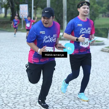 Runner Photo 8129763