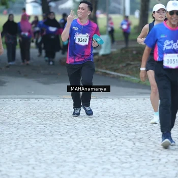 Runner Photo 8129803