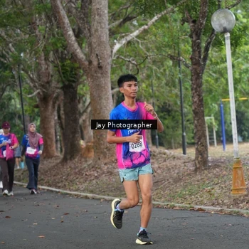 Runner Photo 8129804